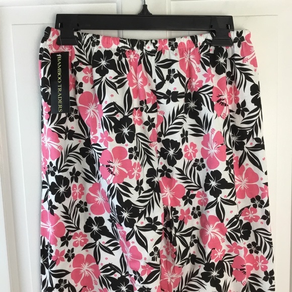 Bamboo Traders Pajama Pants Loungewear Floral Cotton Size M NWT - Picture 3 of 5